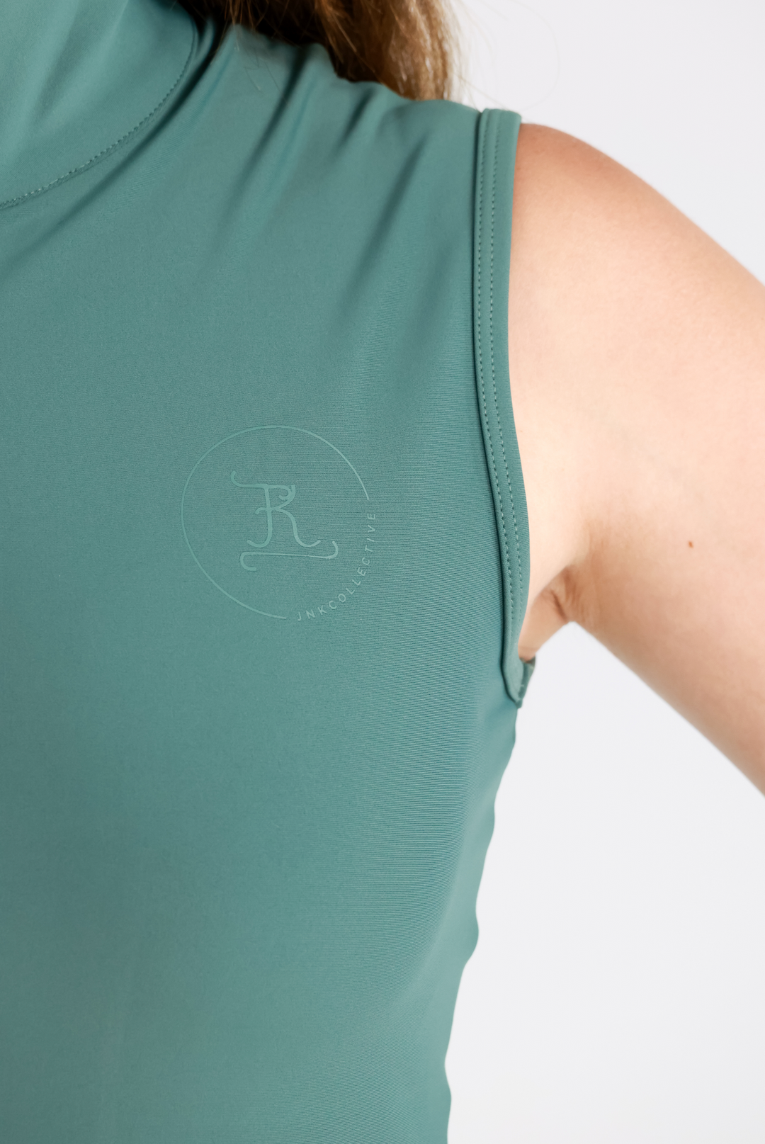 Essential Tank- Hunter Green